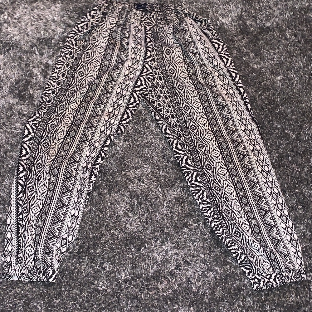 American Eagle Capri pants